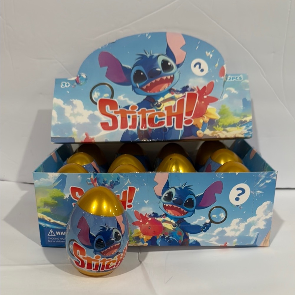 Stitch's Surprise Eggs With Surprise Keychain - Blue and Gold (One Egg)